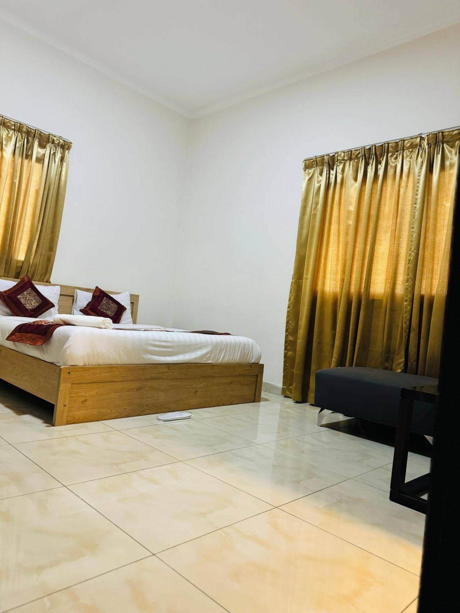 Al Hayat Suites Apartment Манама Экстерьер фото