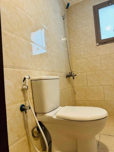 Al Hayat Suites Apartment Манама Экстерьер фото